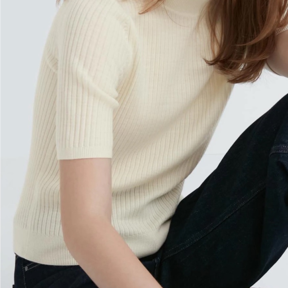 Uniqlo Merino mock neck half sleeved sweater; both sweaters included